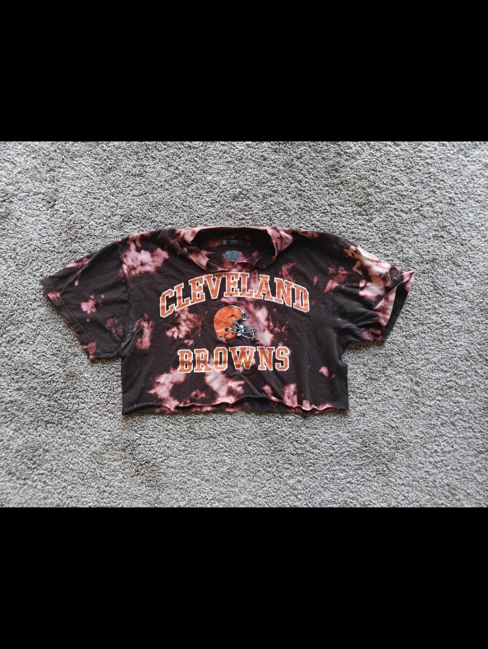 Cleveland Browns Distressed Cropped Graphic Tie Dye Football Shirt Size Medium